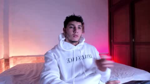 Snapshot of max_valiant1 chatting on November 2025 07:01:02 PM max_valiant1 online show from November 2025 07:01:02 PM