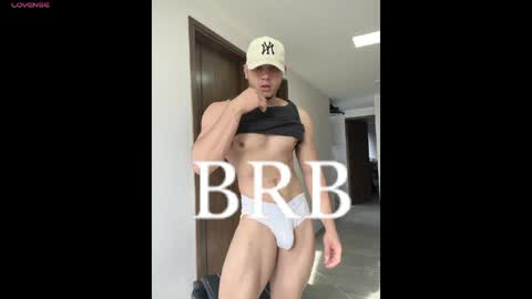 Snapshot of max_valiant1 chatting on May 2026 11:05:01 AM max_valiant1 online show from May 2026 11:05:01 AM