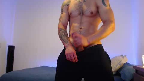 Snapshot of max_xl_ chatting on December 2025 03:54:02 PM max_xl_ online show from December 2025 03:54:02 PM