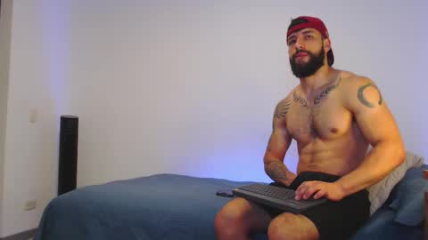 Snapshot of max_xl_ chatting on December 2025 02:43:02 PM max_xl_ online show from December 2025 02:43:02 PM