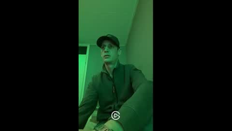 Snapshot of maxbose666 chatting on January 2025 01:52:01 AM Max online show from January 2025 01:52:01 AM