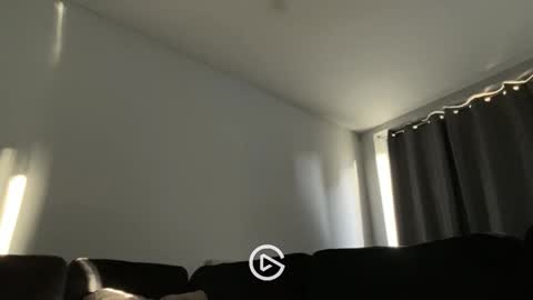 Snapshot of maxbose666 chatting on November 2025 02:01:01 PM Max online show from November 2025 02:01:01 PM