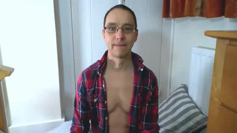 Max Davies online show from February 2026 11:21:01 AM