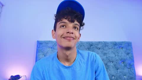 M A X F R O S T   online show from February 2026 07:12:01 PM