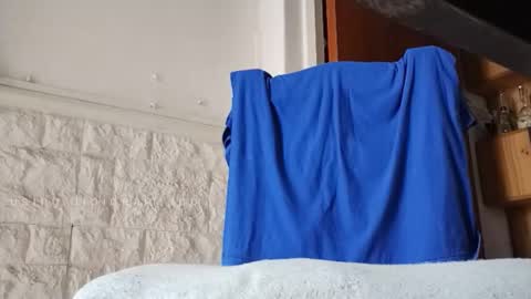 Maxlatino online show from January 2025 01:12:01 PM