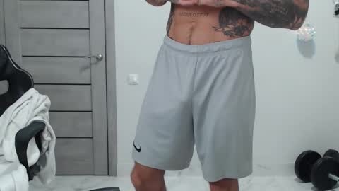 Snapshot of maxi_foxxx chatting on February 2026 07:48:02 AM Maximus Fox online show from February 2026 07:48:02 AM