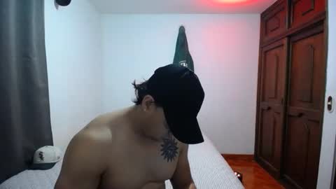 Snapshot of maxi_k01 chatting on November 2025 04:40:01 AM maxi_k01 online show from November 2025 04:40:01 AM