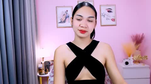 Snapshot of maxie_greyson chatting on February 2025 07:01:02 AM maxie greyson online show from February 2025 07:01:02 AM