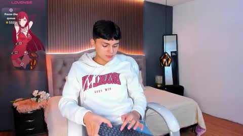 --  -- online show from November 2025 06:53:02 PM