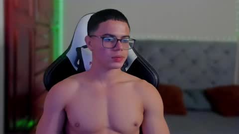 Snapshot of maxiimus__ chatting on January 2025 11:48:02 PM Maximus online show from January 2025 11:48:02 PM