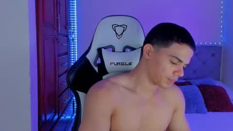 Snapshot of maxiimus__ chatting on February 2025 12:54:01 AM Maximus online show from February 2025 12:54:01 AM