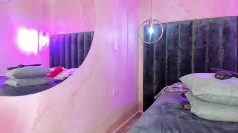 maxim online show from March 2025 06:21:02 AM