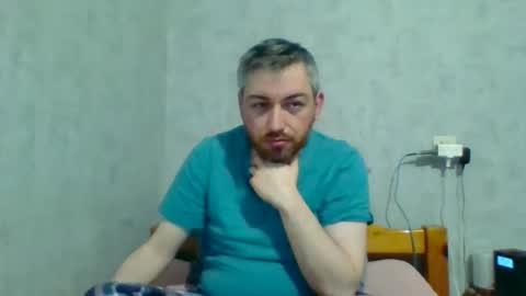 Snapshot of maximefrxx chatting on December 2024 03:54:02 AM Maxime online show from December 2024 03:54:02 AM