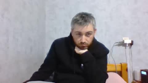 Snapshot of maximefrxx chatting on December 2024 08:25:02 PM Maxime online show from December 2024 08:25:02 PM