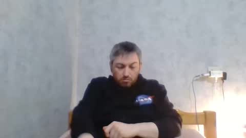 Snapshot of maximefrxx chatting on January 2025 11:00:01 PM Maxime online show from January 2025 11:00:01 PM