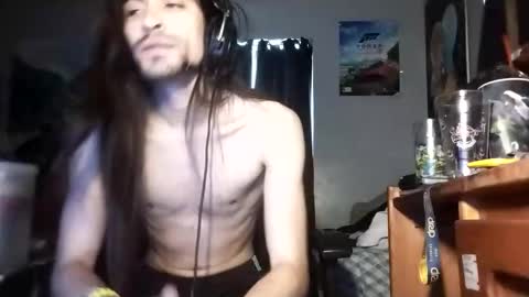 maximillianpayan95 online show from June 2026 11:57:01 PM