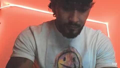 Snapshot of maximo004 chatting on December 2025 02:39:01 AM Maximo online show from December 2025 02:39:01 AM