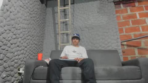 Snapshot of maximo__77 chatting on December 2025 02:51:01 AM maximo__77 online show from December 2025 02:51:01 AM