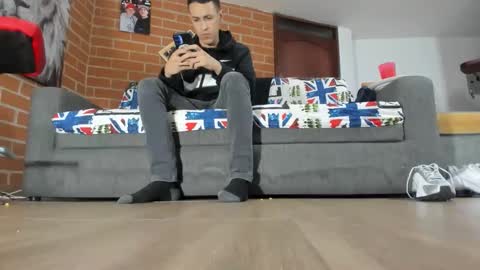 Snapshot of maximo__77 chatting on March 2026 03:42:02 AM maximo__77 online show from March 2026 03:42:02 AM