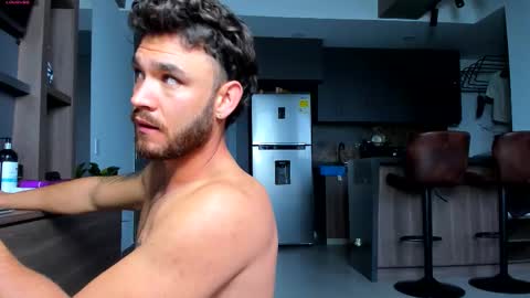 Snapshot of maximo_and_marcelo chatting on October 2025 11:58:02 AM maximo_and_marcelo online show from October 2025 11:58:02 AM