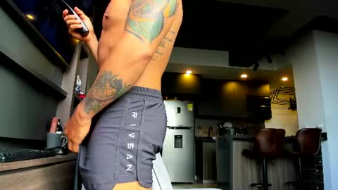 maximo_and_marcelo online show from June 2026 12:02:01 PM
