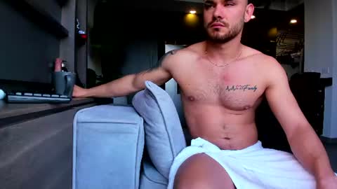 maximo_and_marcelo online show from June 2026 11:53:01 AM