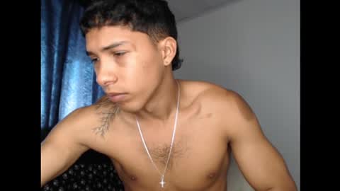 Maximo Aron Vega online show from December 2024 02:55:01 PM