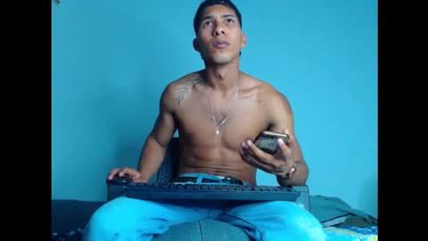 Maximo Aron Vega online show from December 2024 03:40:02 AM