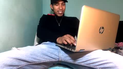 Maximo Aron Vega online show from February 2025 04:46:02 AM