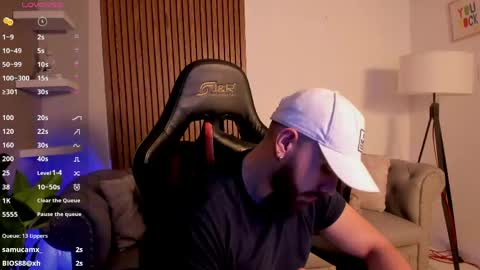 Maximo Wolf online show from April 2026 09:01:02 AM