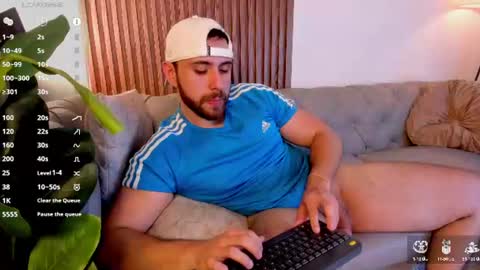Maximo Wolf online show from June 2026 02:24:02 AM