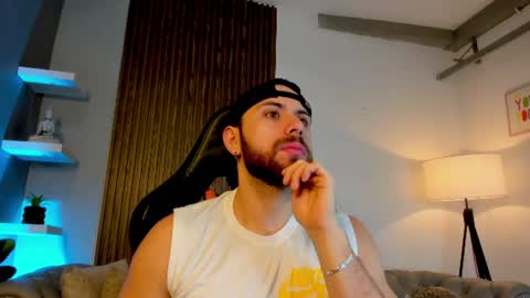 Maximo Wolf online show from June 2026 11:36:01 AM