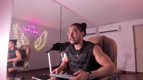 maximo_zahir online show from February 2026 03:26:01 AM