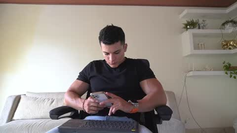Sebastian online show from June 2026 06:56:02 PM