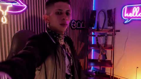 MAXIMO online show from March 2026 04:50:01 AM