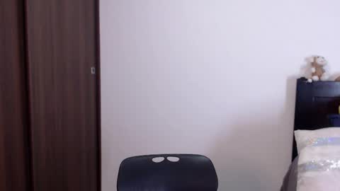 Independent Model online show from December 2024 07:22:02 AM