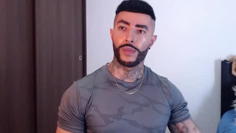 Independent Model online show from January 2025 06:27:02 AM