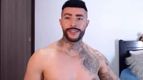 Independent Model online show from February 2025 07:09:02 AM