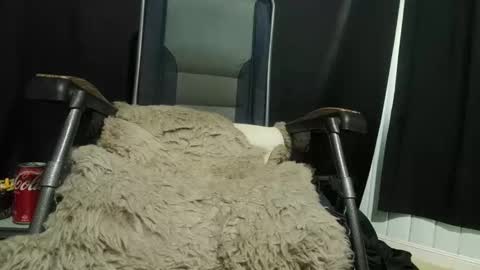 Snapshot of maximus_oreally chatting on January 2025 12:18:01 AM Max online show from January 2025 12:18:01 AM