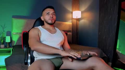 Snapshot of maximusclark chatting on February 2026 02:49:01 AM Maximus Clark online show from February 2026 02:49:01 AM