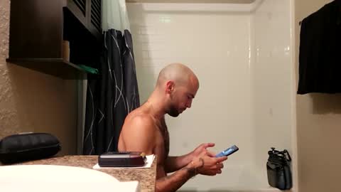 Snapshot of maximusdemitrious chatting on December 2025 11:23:02 PM maximusdemitrious online show from December 2025 11:23:02 PM