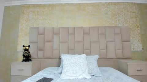 Maximus online show from October 2025 04:04:01 AM