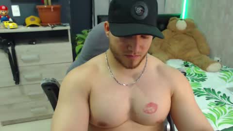 Snapshot of maximussantorini chatting on December 2024 03:58:01 AM maximus online show from December 2024 03:58:01 AM