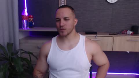 Snapshot of maximussantorini chatting on December 2025 01:24:01 AM maximus online show from December 2025 01:24:01 AM