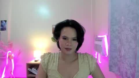 Snapshot of maxine_fucks chatting on November 2025 08:32:01 PM maxine_fucks online show from November 2025 08:32:01 PM