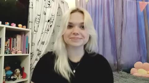 Isabella online show from February 2026 03:19:01 PM