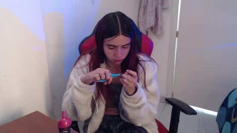 maxinesex_ online show from June 2026 03:32:01 PM
