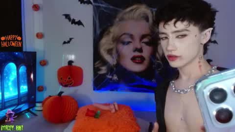 Max online show from October 2025 06:01:01 AM