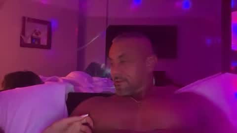 maxjenny online show from February 2026 10:28:02 PM