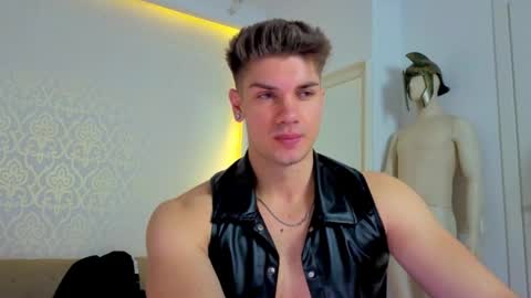 MaxKaiden online show from April 2026 05:14:02 AM
